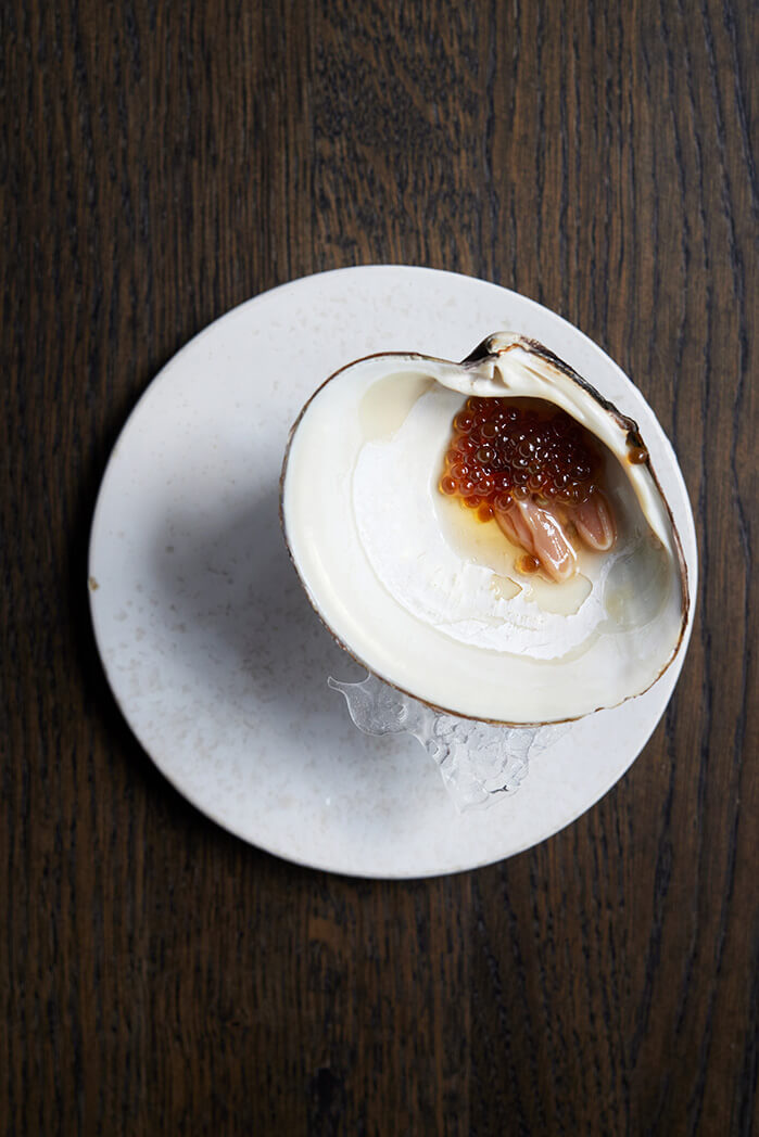 Brown venus clams with soy pearls at Restaurant STUDIO in Carlsberg Byen